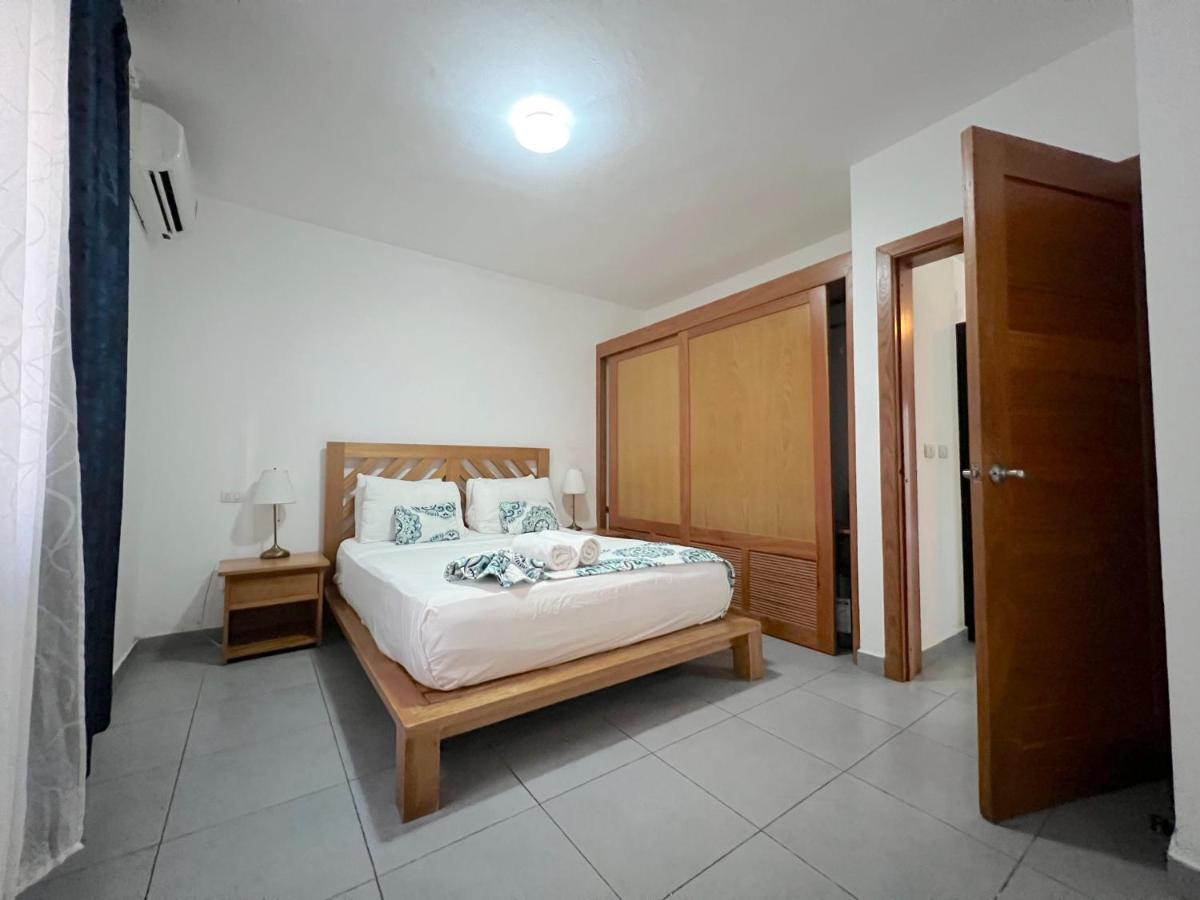 Sol Caribe Suites - Playa Los Corales - Beach Club, Wifi, Swimming Pool Punta Cana Szoba fotó